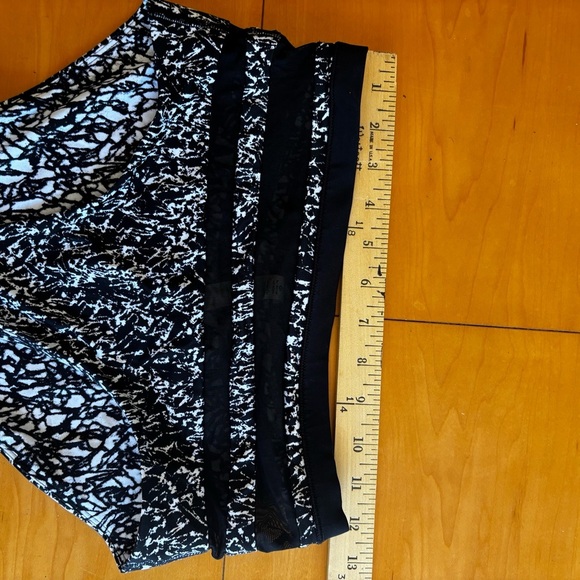 Lululemon 6 title flow full bottom black white bathing suit bikini bottom - Picture 7 of 10